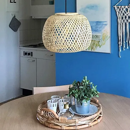 4 Person In Appartement